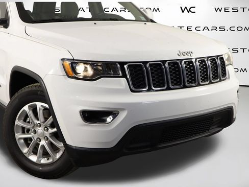 Used 2022 Jeep Grand Cherokee Laredo E RWD image 50