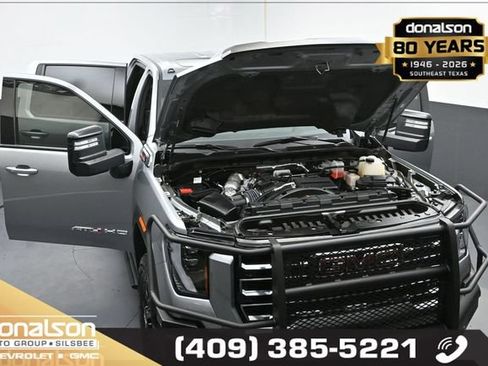 Used 2025 GMC Sierra 2500 AT4 w/ AT4 Premium Plus Package AWD/4WD image 23