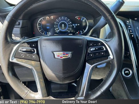 Used 2016 Cadillac Escalade Platinum AWD/4WD image 27