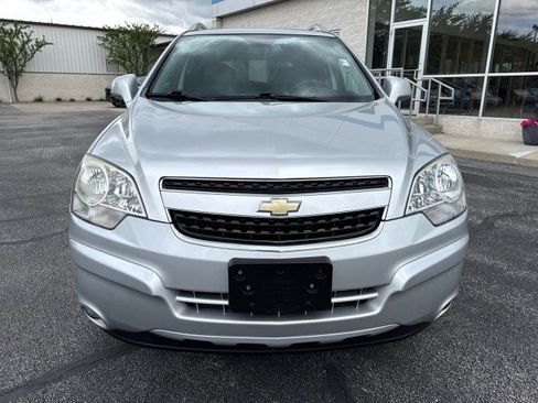 Used 2013 Chevrolet Captiva Sport LT w/ Convenience Package FWD image 8