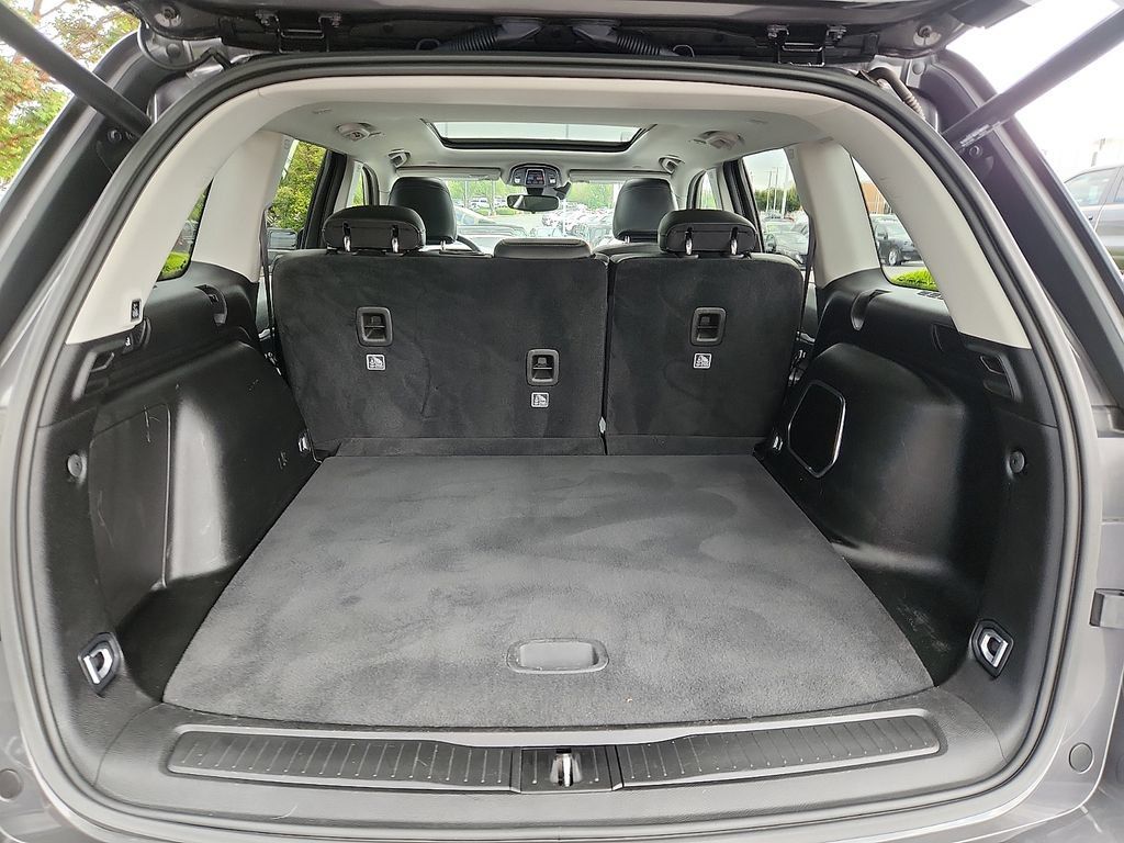 Used 2023 Jeep Grand Cherokee 4WD 4xe image 30