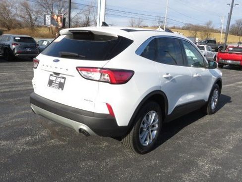 Certified 2021 Ford Escape SE image 7