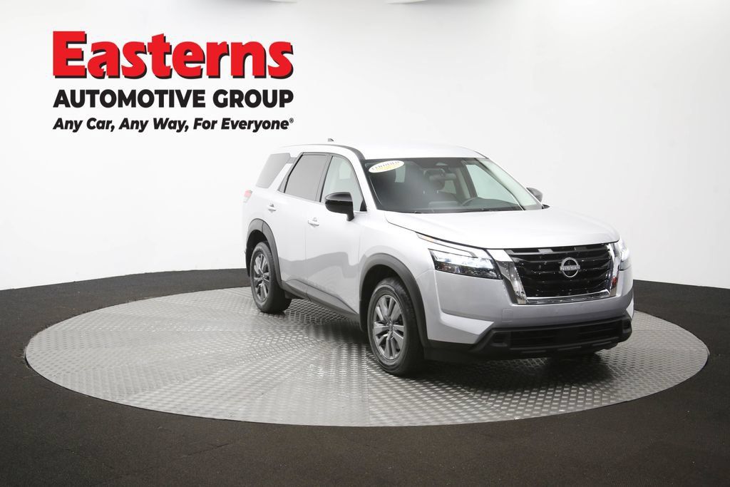 Used 2023 Nissan Pathfinder S AWD/4WD image 51