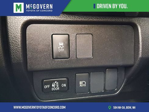 Used 2023 Toyota Tacoma SR5 AWD/4WD image 21