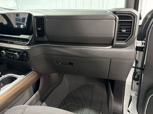 Certified 2022 Chevrolet Silverado 1500 RST w/ Max Trailering Package AWD/4WD image 24