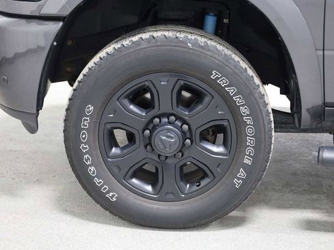 Used 2018 RAM 2500 Big Horn w/ Sport Appearance Group image 34