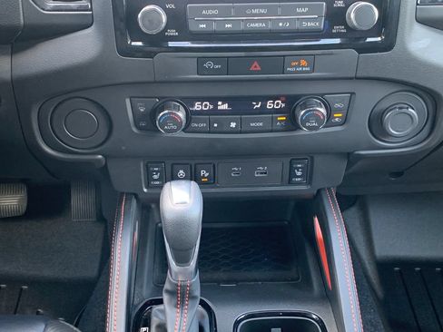 Used 2024 Nissan Frontier Pro-X w/ Pro Premium Package RWD image 19