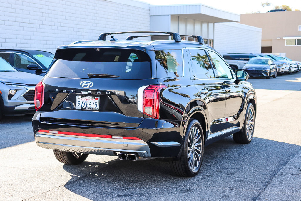 Certified 2025 Hyundai Palisade Calligraphy AWD/4WD image 6