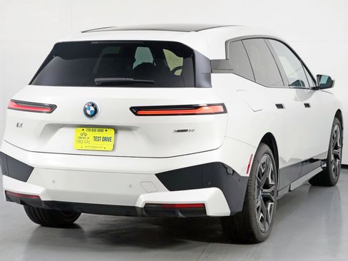 Used 2023 BMW iX xDrive50 w/ Sport Package image 58