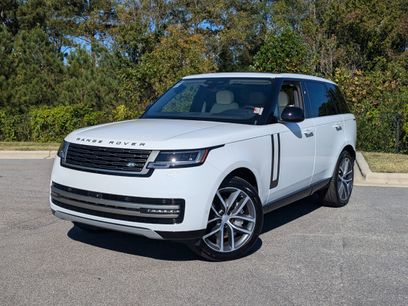 New 2025 Land Rover Range Rover SE