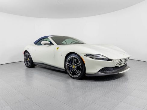 Certified 2024 Ferrari Roma Spider RWD image 9