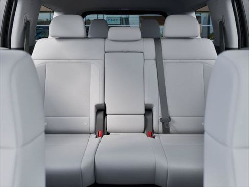 New 2026 Hyundai Santa Fe SE FWD image 12