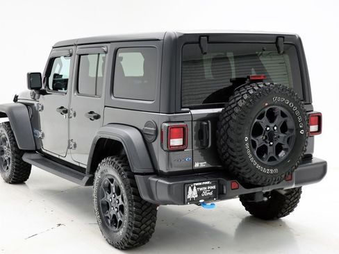 Used 2023 Jeep Wrangler Unlimited w/ Cold Weather Group image 7