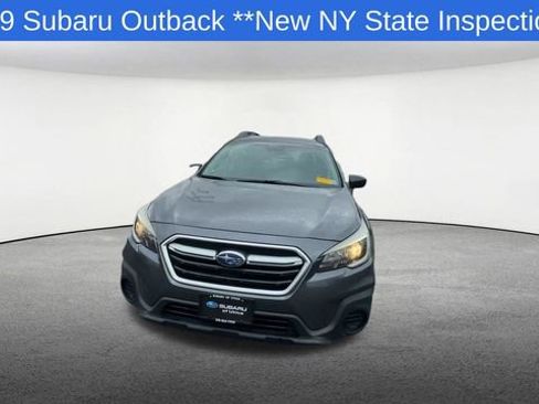 Used 2019 Subaru Outback 2.5i image 3