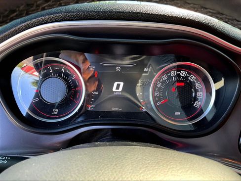 Used 2019 Dodge Challenger R/T Scat Pack RWD image 11