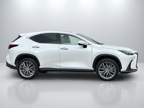 Used 2025 Lexus NX 350 AWD w/ Accessory Package (2T) image 4