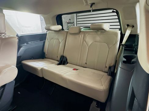 Used 2022 Ford Expedition Limited RWD image 30