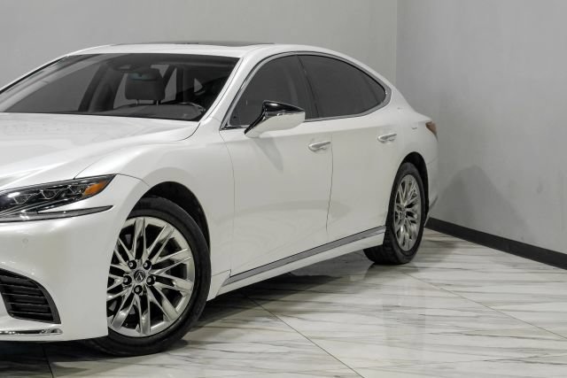 Used 2018 Lexus LS 500 w/ Accessory Package (Z1) RWD image 8