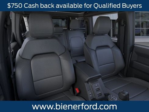 New 2026 Ford Bronco Outer Banks w/ Sasquatch Package AWD/4WD image 12