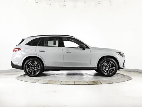 New 2026 Mercedes-Benz GLC 350e 4MATIC image 4