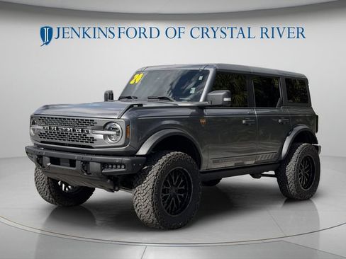 Certified 2024 Ford Bronco Badlands AWD/4WD image 9
