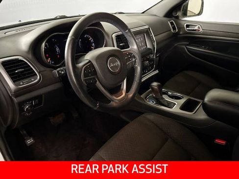 Used 2018 Jeep Grand Cherokee Laredo image 20