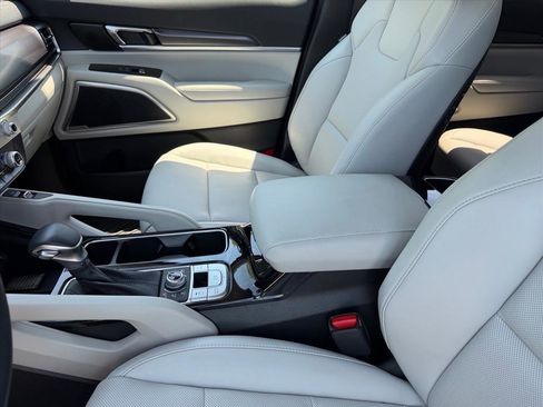 New 2025 Kia Telluride S AWD/4WD image 12