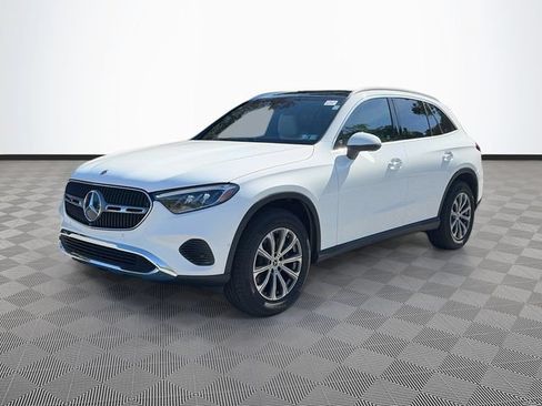 Used 2026 Mercedes-Benz GLC 300 4MATIC image 3