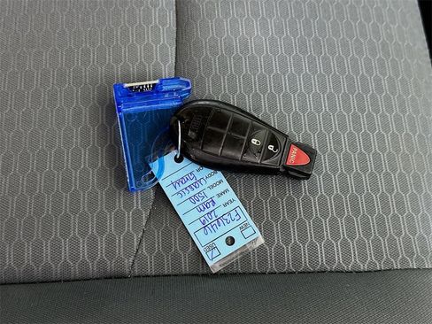 Used 2019 RAM 1500 Express image 31