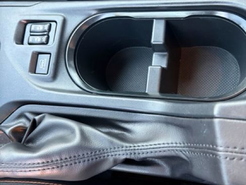 Used 2021 Subaru Crosstrek 2.0i Premium w/ Popular Package #2 image 38