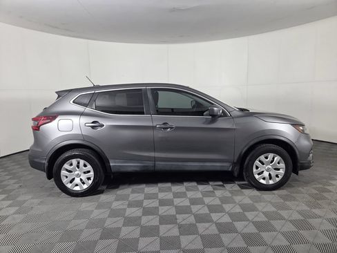 Used 2020 Nissan Rogue Sport S FWD image 4