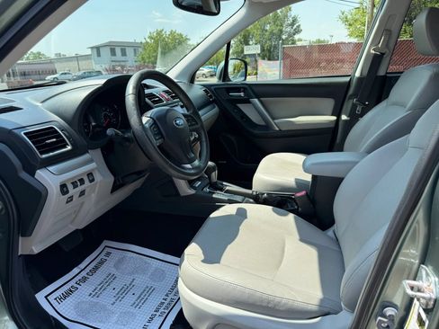 Used 2016 Subaru Forester 2.5i Touring w/ Eyesight & Navigation System AWD/4WD image 9