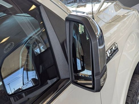 Certified 2017 Ford F150 Platinum w/ Equipment Group 701A Luxury image 22