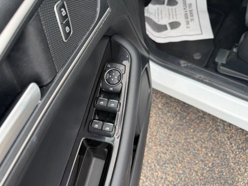 Used 2020 Ford Edge SEL w/ Convenience Package FWD image 27