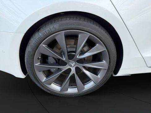 Used 2020 Tesla Model S AWD image 24