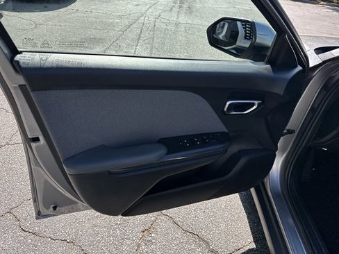 Certified 2025 Kia K4 EX FWD image 11