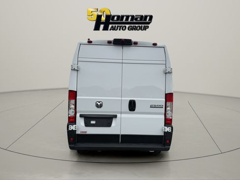 Used 2026 RAM ProMaster 2500 w/ Convenience Group FWD image 4
