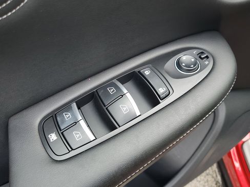 Used 2022 INFINITI QX55 Essential w/ Proassist Package image 29