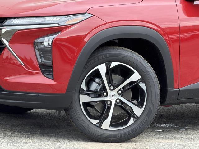 New 2026 Chevrolet Trax RS FWD image 8