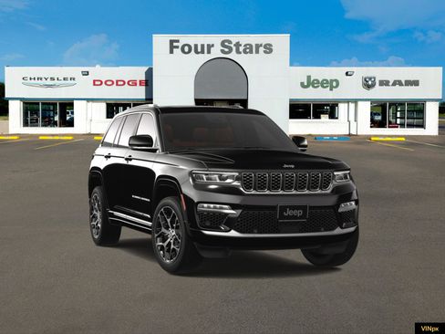 New 2025 Jeep Grand Cherokee Summit image 16