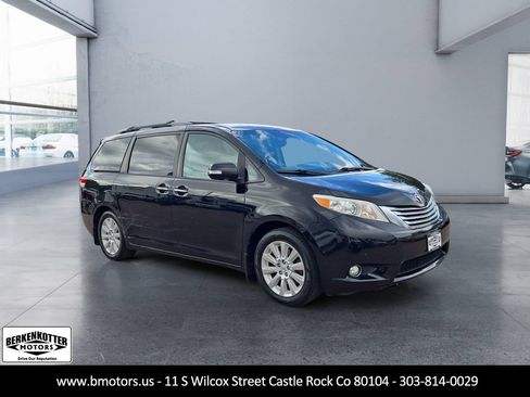 Used 2013 Toyota Sienna Limited w/ Premium Pkg AWD/4WD image 1