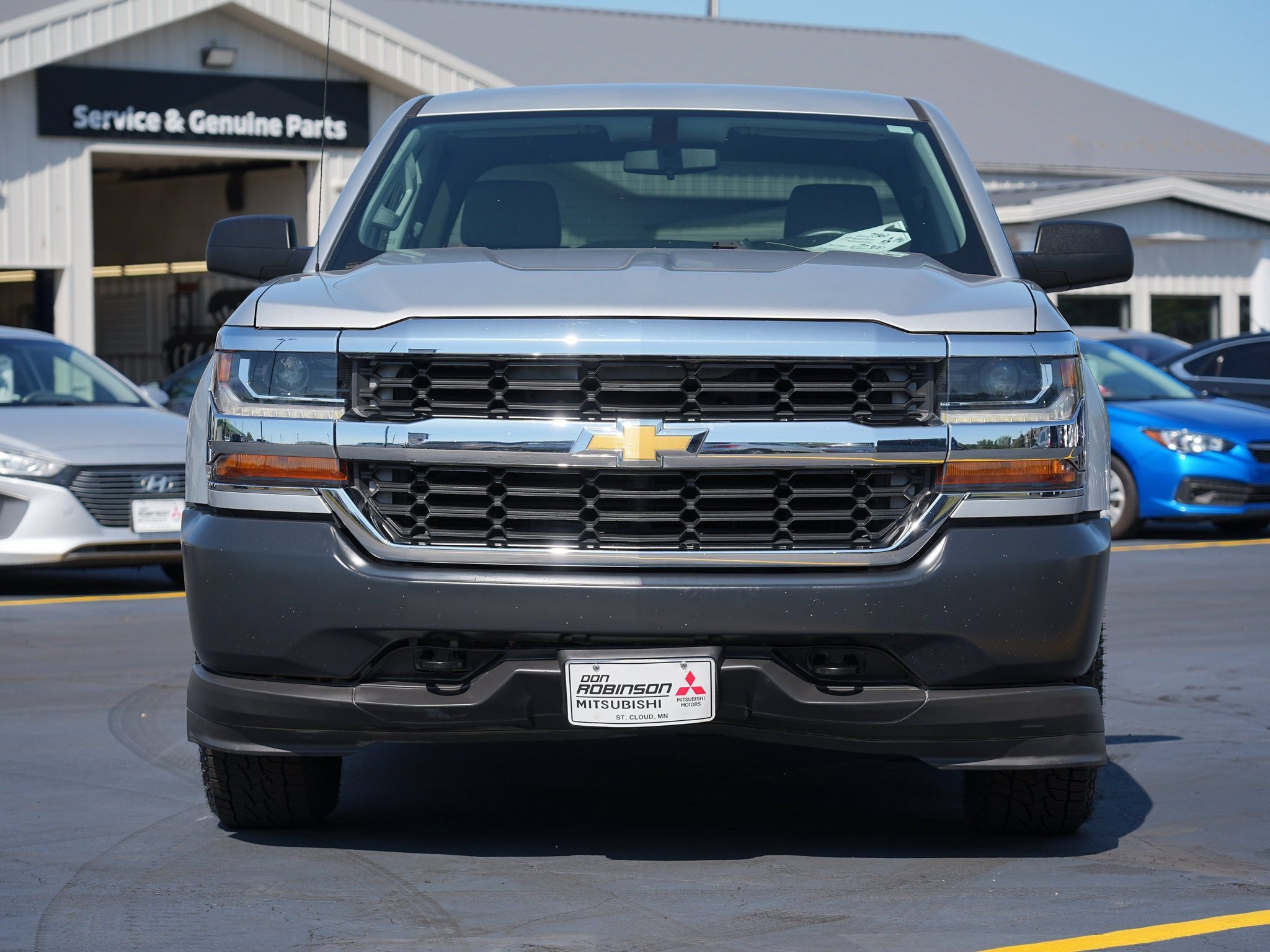 Used 2017 Chevrolet Silverado 1500 W/T w/ Trailering Package AWD/4WD image 9