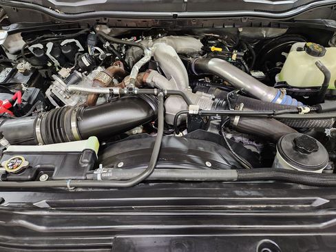 Used 2022 Ford F250 XL w/ Power Equipment Group image 53