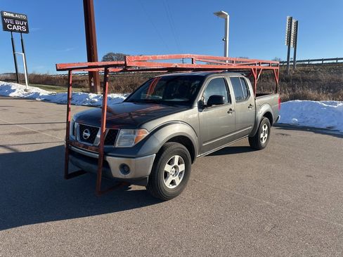 Used 2008 Nissan Frontier SE w/ SE Value Truck Pkg image 6