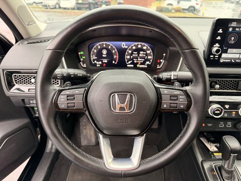 Used 2024 Honda Civic Touring image 17