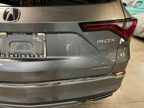 New 2026 Acura MDX SH-AWD image 15