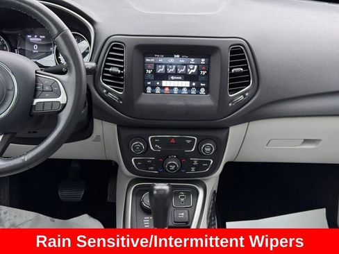 Used 2019 Jeep Compass Latitude w/ Cold Weather Group AWD/4WD image 20