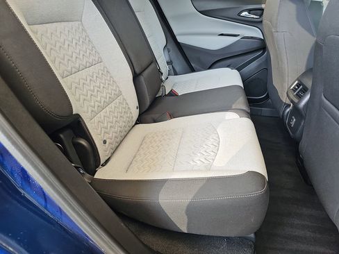 Used 2022 Chevrolet Equinox LT AWD/4WD image 18
