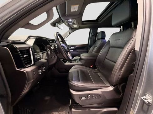 Used 2025 GMC Sierra 1500 Denali AWD/4WD image 19