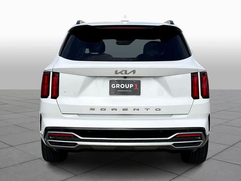 Used 2022 Kia Sorento SX image 4